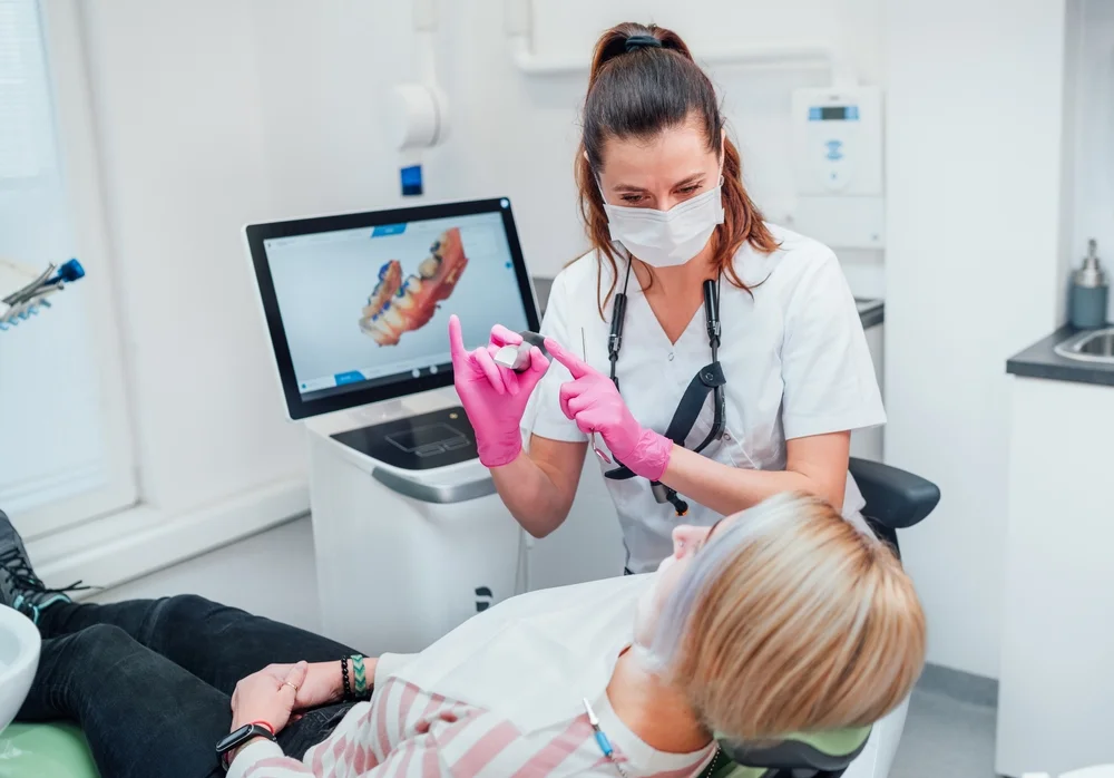 Scanner intraoral vs. amprenta clasică: care metodă este mai precisă?