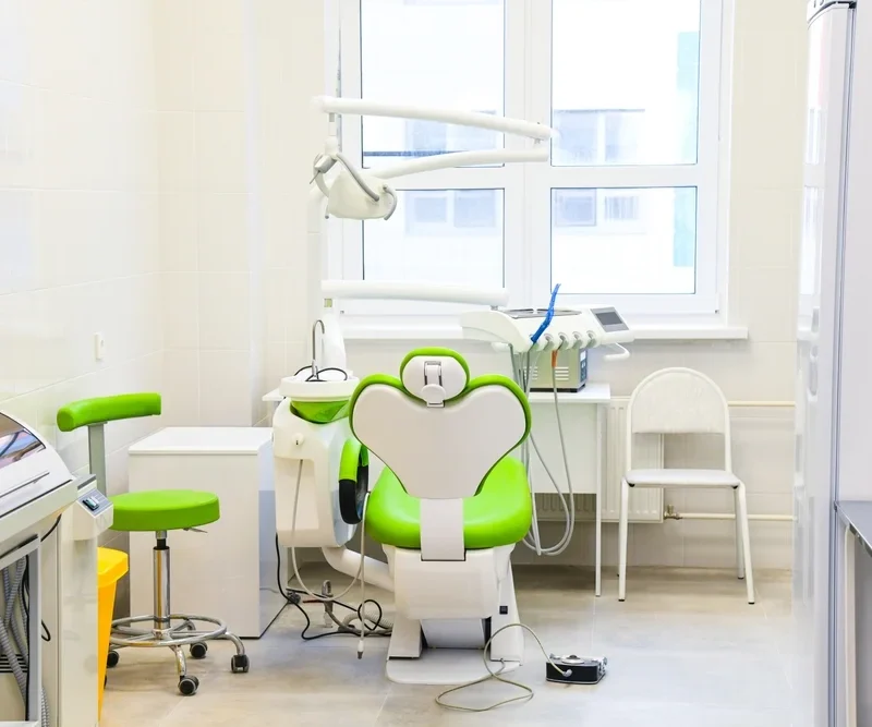 unit dentar instalat in cabinet stomatologic